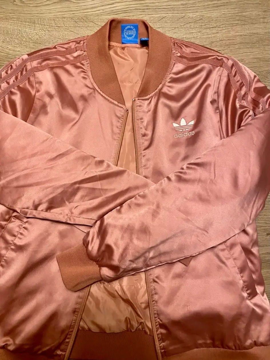 Adidas Giacche: Adidas Jacke, Satin-Look, Gr S – Nuovo (secondo la descrizione) da Horgen venduto da Ed0 3