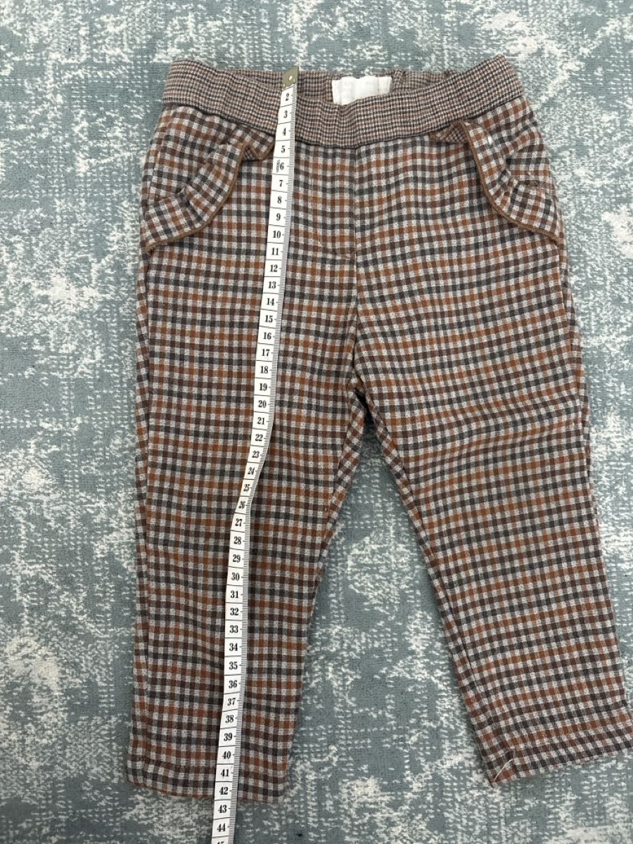 Pantalons: Pantalon Zara – D'occasion à lausanne par cat_q9l6 2