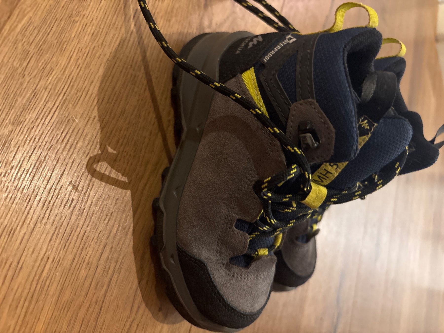 Decathlon Schuhe für Jungen: Wanderschuhe – Gebraucht aus Wagenhausen von Blume7551 1