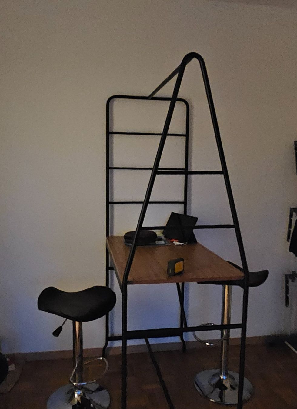 Ikea Tische: Table – Gebraucht aus Grand-Lancy von cho_yr6j 1
