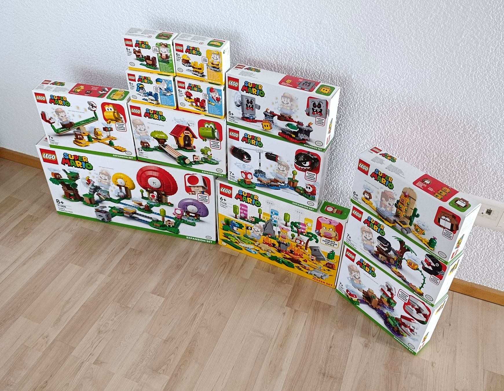 Lego Jeux de construction: 13 Lego Super Mario Sets, NEU – Neuf avec emballage d'origine à Wil SG par Donaldus 1