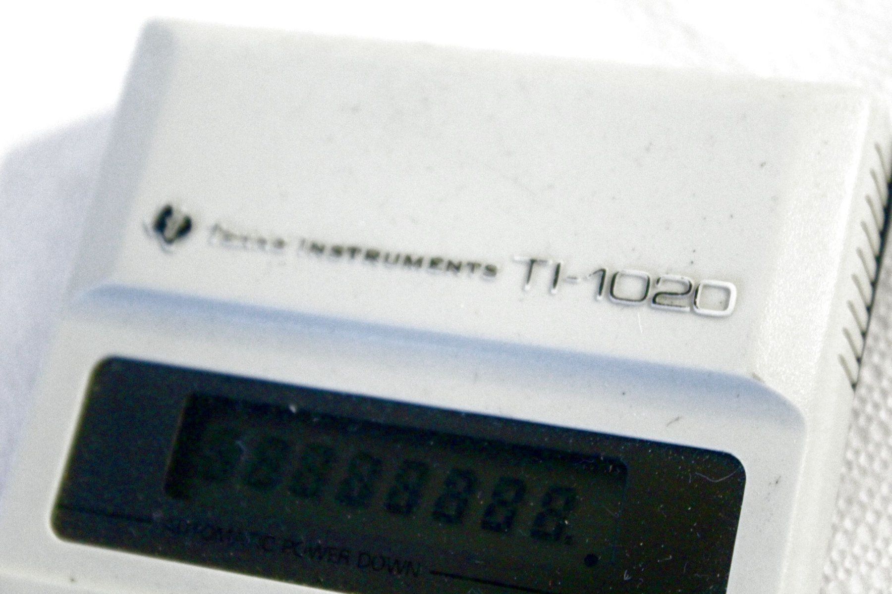 Texas Instruments Calcolatrici tascabili: Vintage Taschenrechner TEXAS INSTRUMENTS TI-1020 – Usato da Bern venduto da kultiges 2