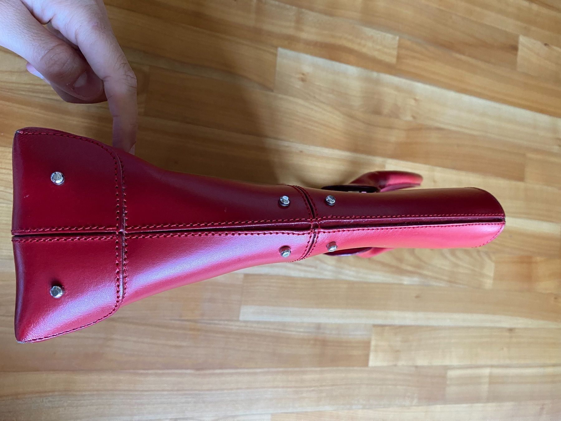 Taschen für Damen: Rote Leder Handtasche – Gebraucht aus Zug von tami12 4