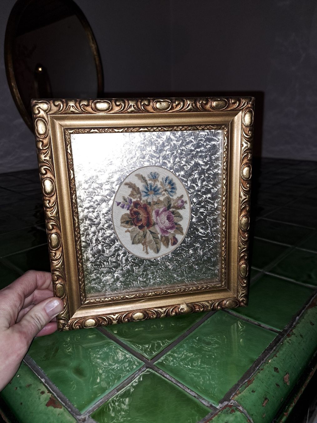 Foto & Immagini: Gerahmtes Petit Point Bild – Usato da Kölliken venduto da Upcycling-by-Mc-TAM 1