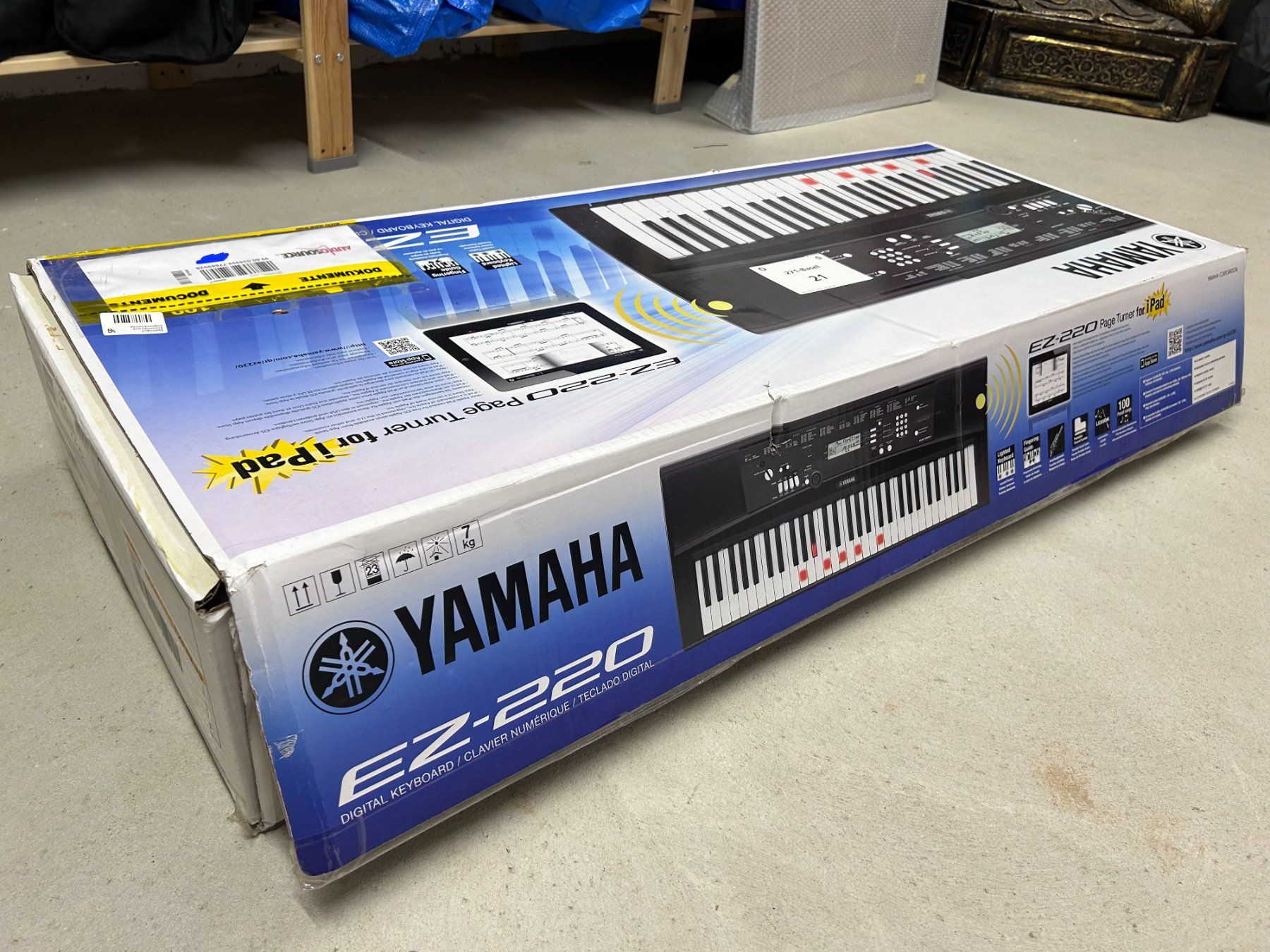 Yamaha Strumenti musicali: Yamaha Keyboard EZ-220 – Usato da Riehen venduto da armandy