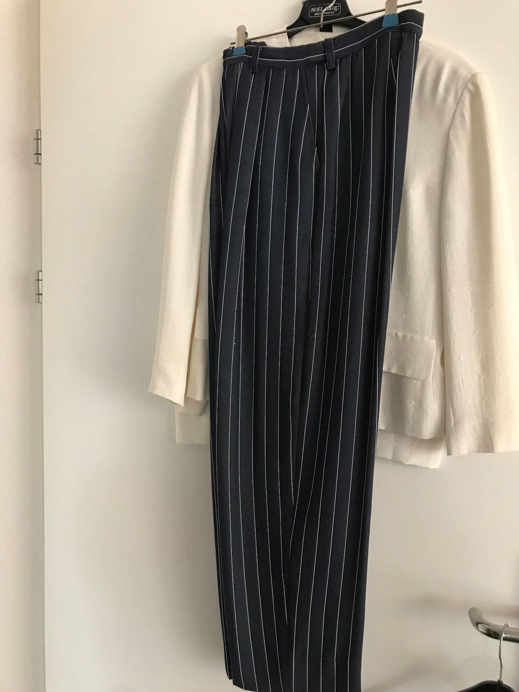 Kostüme: francesca bi Blazer/Hosen&Jupe – Gebraucht aus Zumikon von Uranus88 2