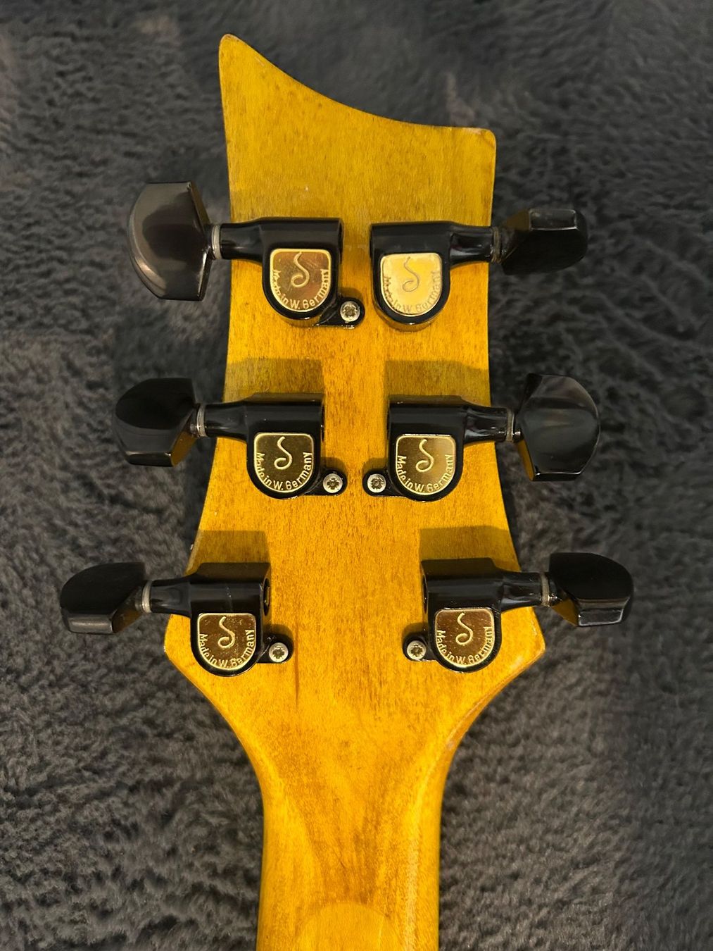 Strumenti musicali: E Gitarre – Usato da Bottmingen venduto da Stanko5 4