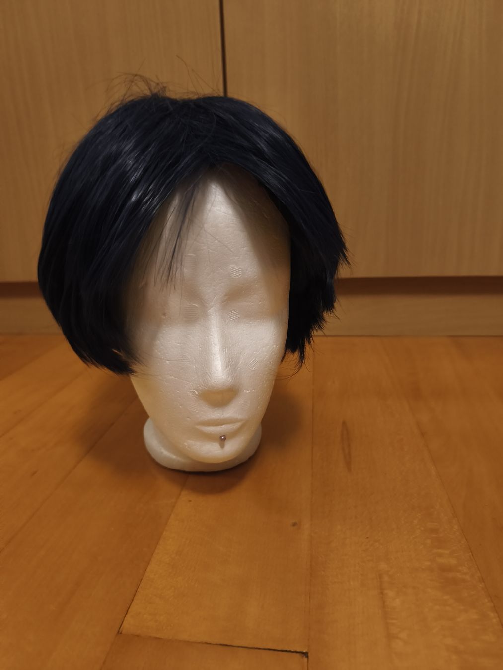 Parrucche: kurze, blaue Cosplay Perücke – Usato da Brugg AG venduto da ccoorriinnee