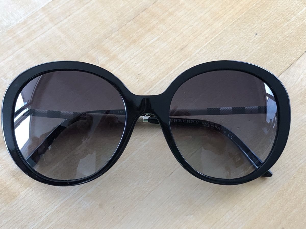 Burberry Occhiali & Lenti: Burberry Sonnenbrille – Usato da bern venduto da marion78