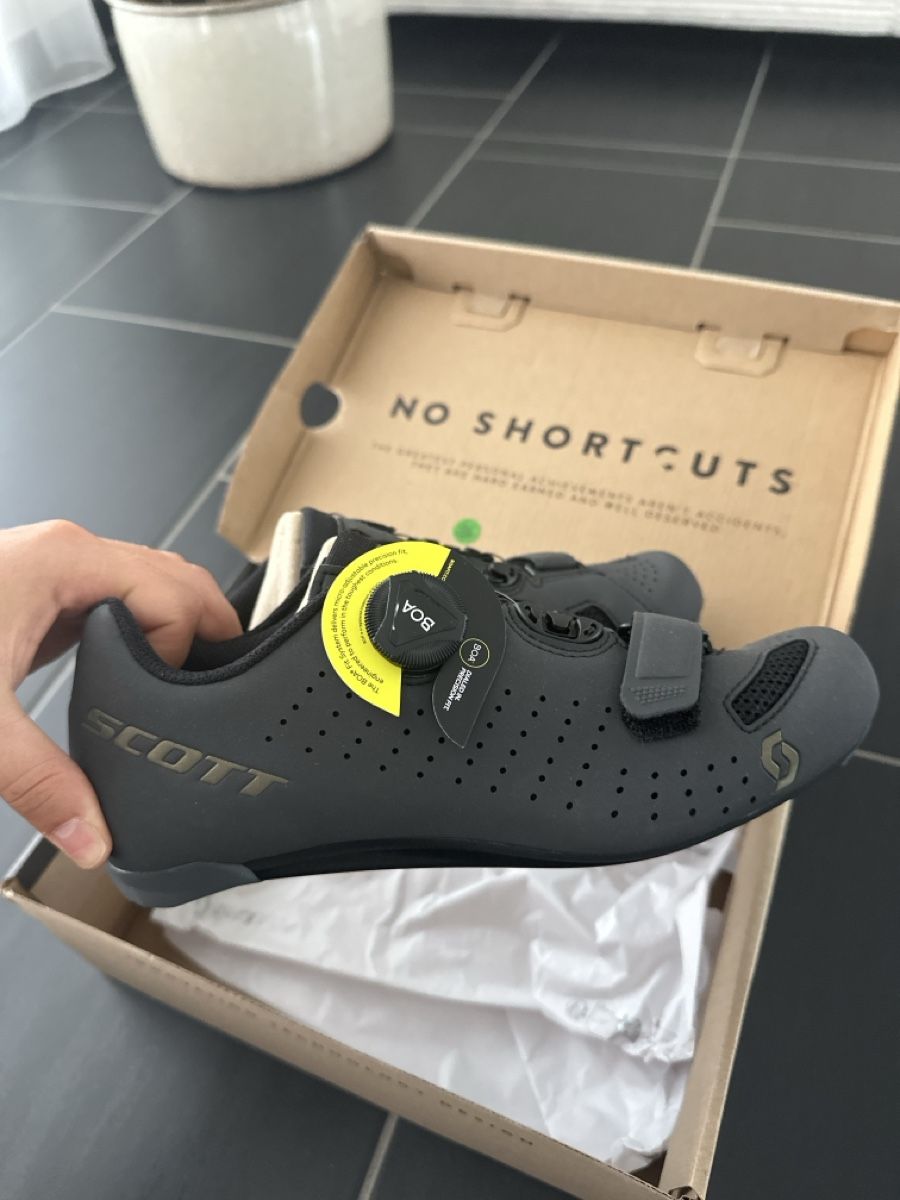 Scott Scarpe da donna: Rennradschuhe Scott orginalverpackt Gr. 37 – Nuovo e nell'imballaggio originale da Mellingen venduto da sve_bt67 1