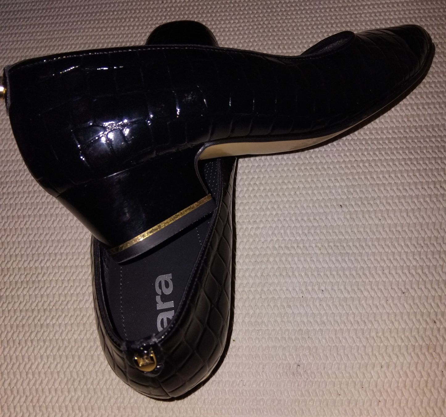 Ara Scarpe da donna: Lack-Lederschuhe Gr. 71/2 - Weite H – Usato da Rorschach venduto da kristys 3