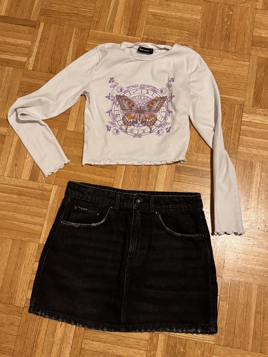 Lotti di vestiti: Ensemble tendance: Haut papillon + jupe noire taille S – Usato da La Chaux-de-Fonds venduto da Sabinchenn