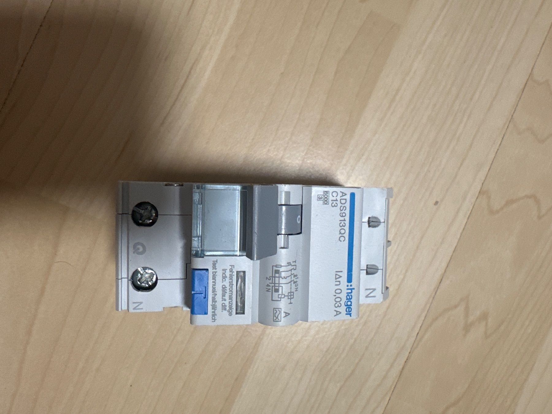 Hager Interruttori: Hager FiLs C13 A – Usato da niederhasli venduto da rami016