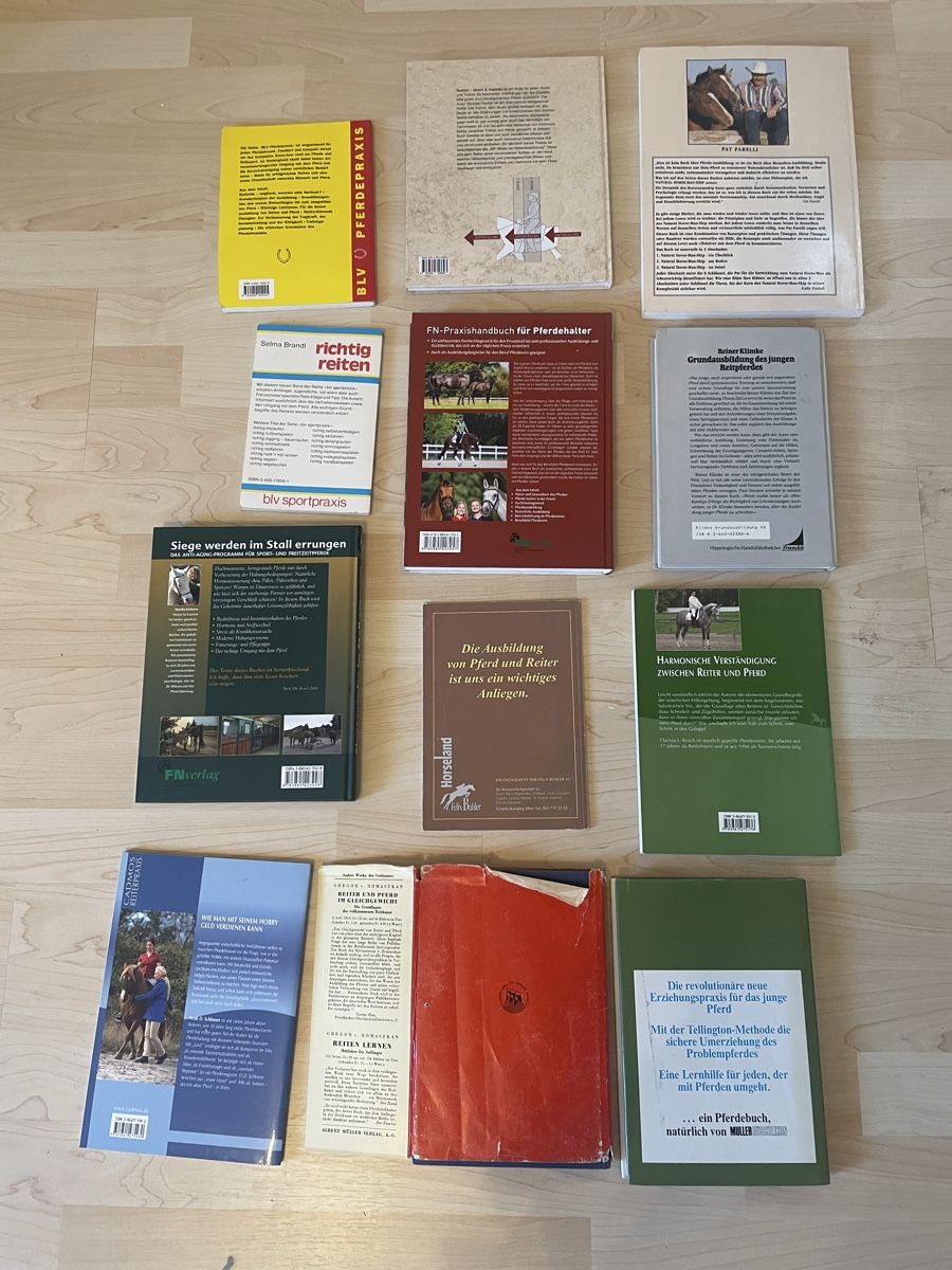 Libri: Lot Pferdebücher Reiten – Usato da Mönthal venduto da Akirebi66 2