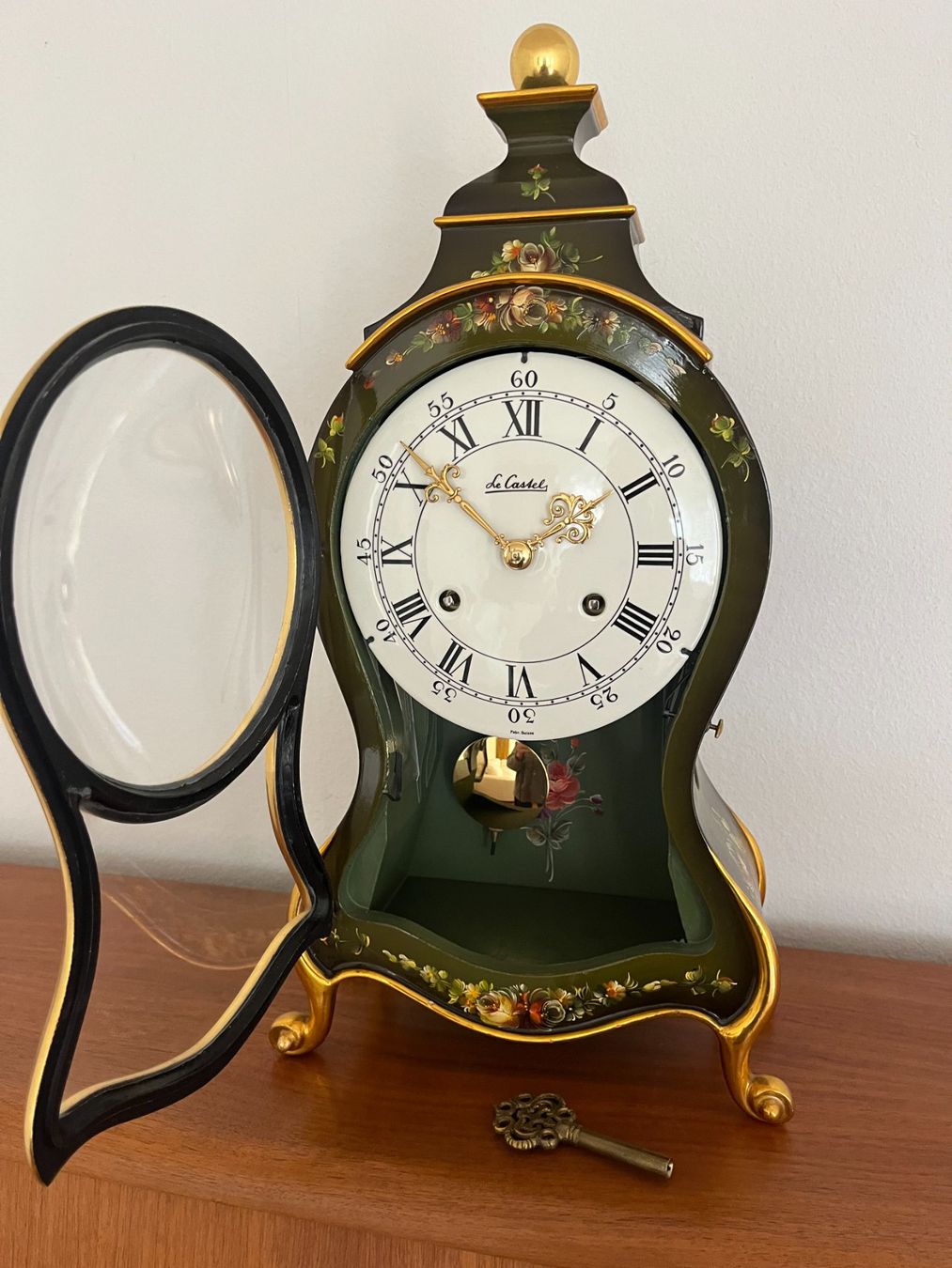 Orologi: Le Castel Pendule mit Konsole und Schlüssel – Usato da Gockhausen venduto da Jimmy019