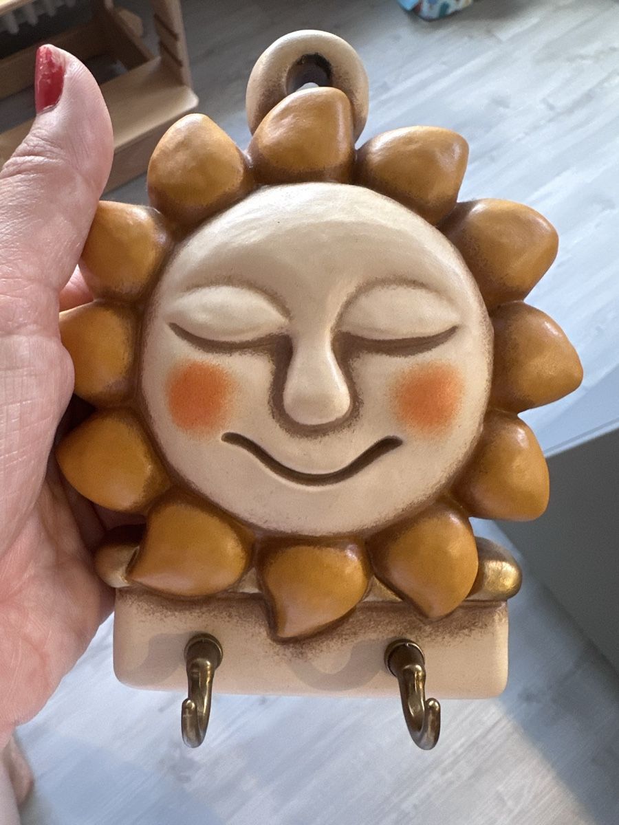 Tutte le decorazioni: Sole da Parete Thun Vintage - appendi oggetti – Nuovo (secondo la descrizione) da Pregassona venduto da penny_lane_12