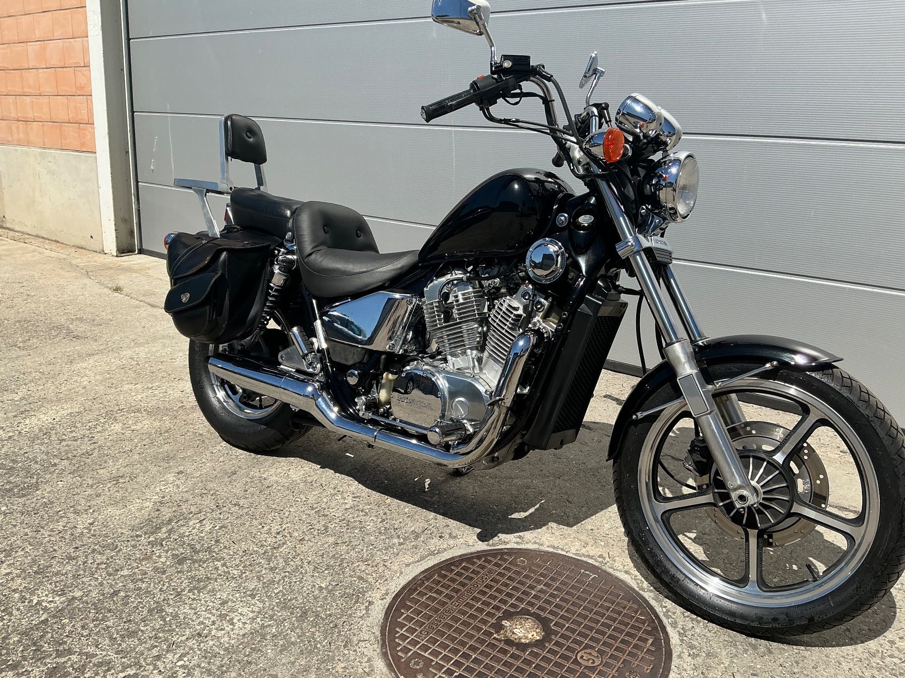Honda Chopper: Honda VT 750 C – Usato da strengelbach venduto da Zoks 1