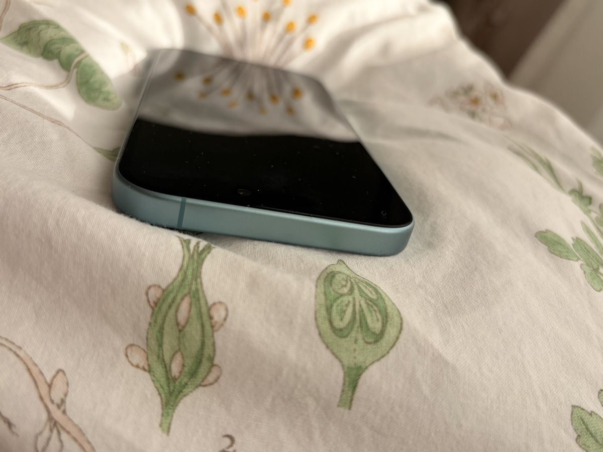 Apple Handys / Smartphones: iPhone 16 128gb blue green (relisted) – Neu (gemäss Beschreibung) aus Lausanne von ch_gz6w 9