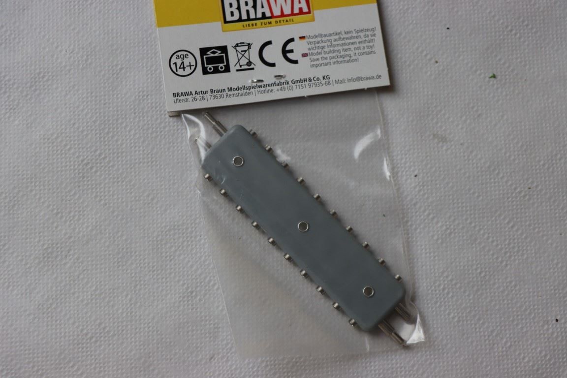 Accessori: Verteilerplatte (956-961) – Nuovo e nell'imballaggio originale da Bäriswil BE venduto da WWYN-Liquidationen