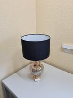 Schicke Tischlampe mit schwarzem Schirm, Höhe 72 cm Top