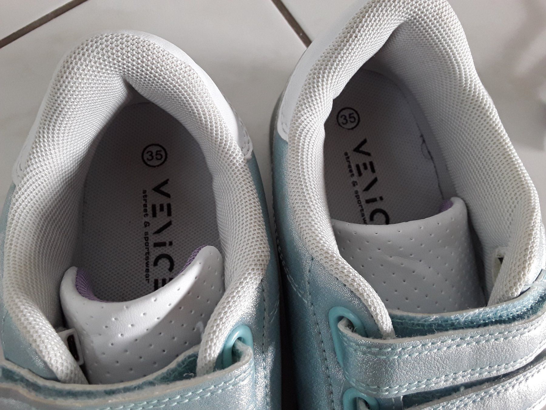 Scarpe per ragazzi: VENICE Schuhe Grösse 35 mit Leuchteffekt – Usato da Heimberg venduto da Samprof 4