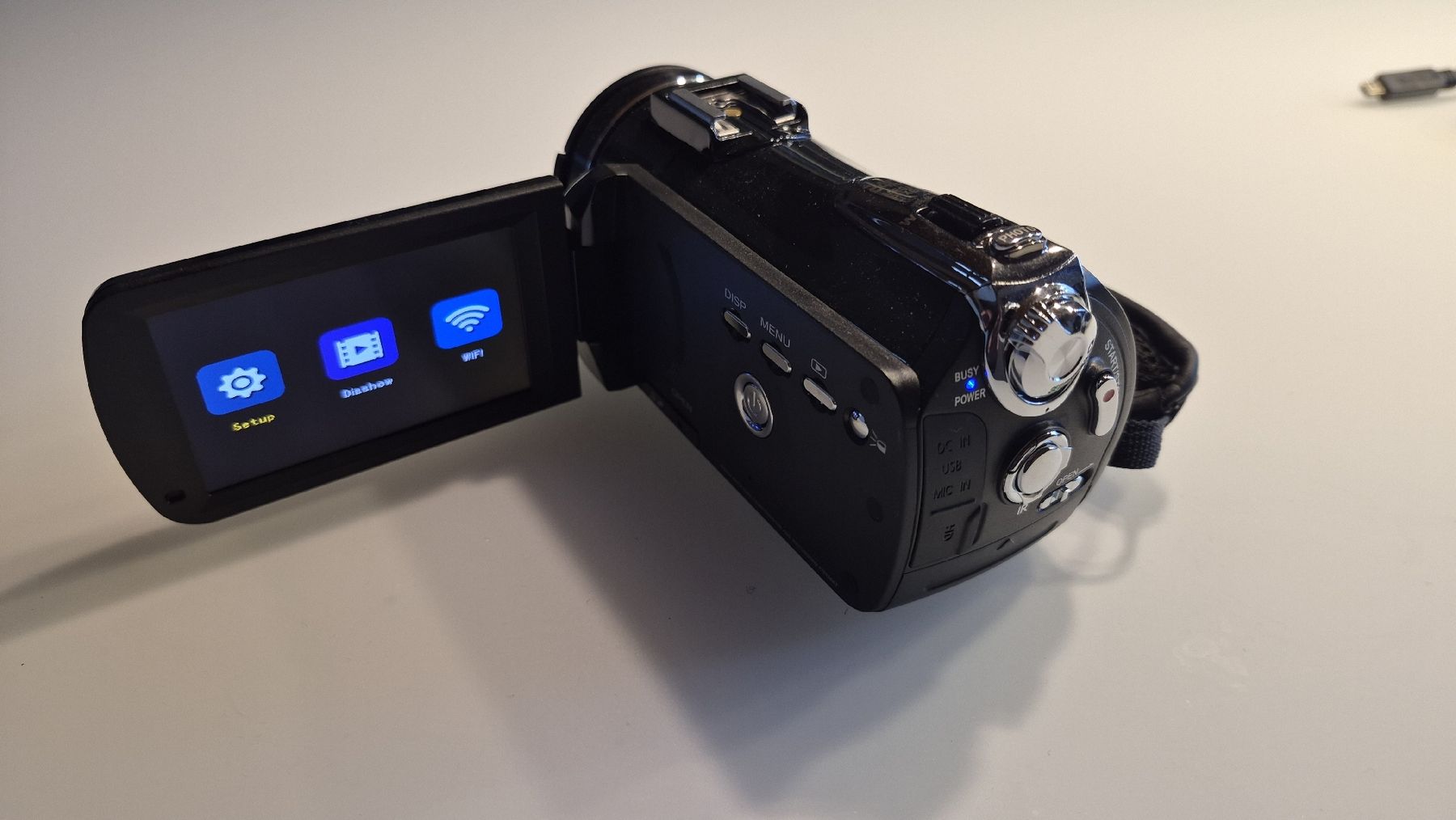 Camcorder: Videokamera Camcorder 30MP UltraHD – Neu (gemäss Beschreibung) aus Bettlach von Garry23 1
