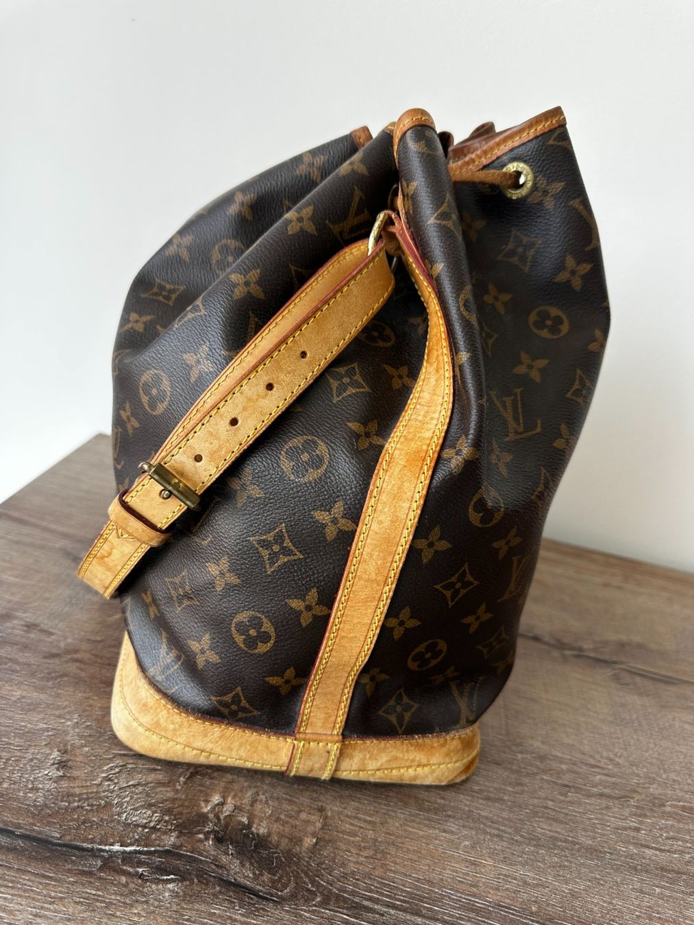 Taschen für Damen: Original Louis Vuitton Noé Monogram – Beuteltasche – Gebraucht aus Mühlethal von sarah-davide 2