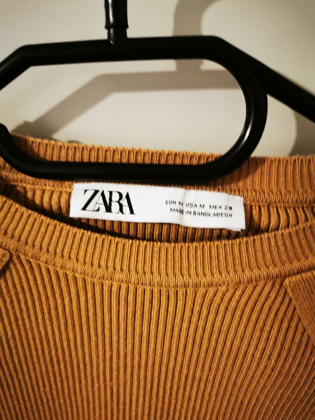 Zara Pulls & Sweat-shirts: Zara Pullover, Gr. M, Top Zustand, Herbst Strick-Look – Neuf (Voir description) à Balsthal par Leila_Luna 1