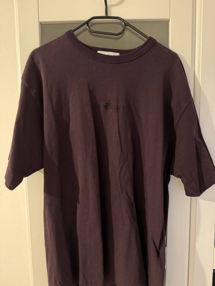 Stone Island T-shirt: T-shirt stone Islande  – Usato da Farvagny-le-Grand venduto da Ben-ja-min