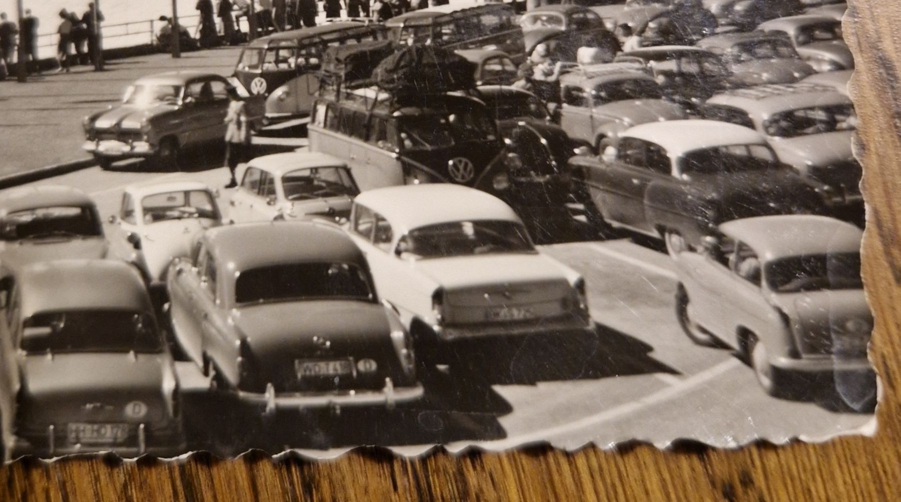 Cartoline postali: Parkpkatz Freiwandeck, Stempel Grosser Glockner, Oldtimer – Usato da Ebikon venduto da Donar50 2