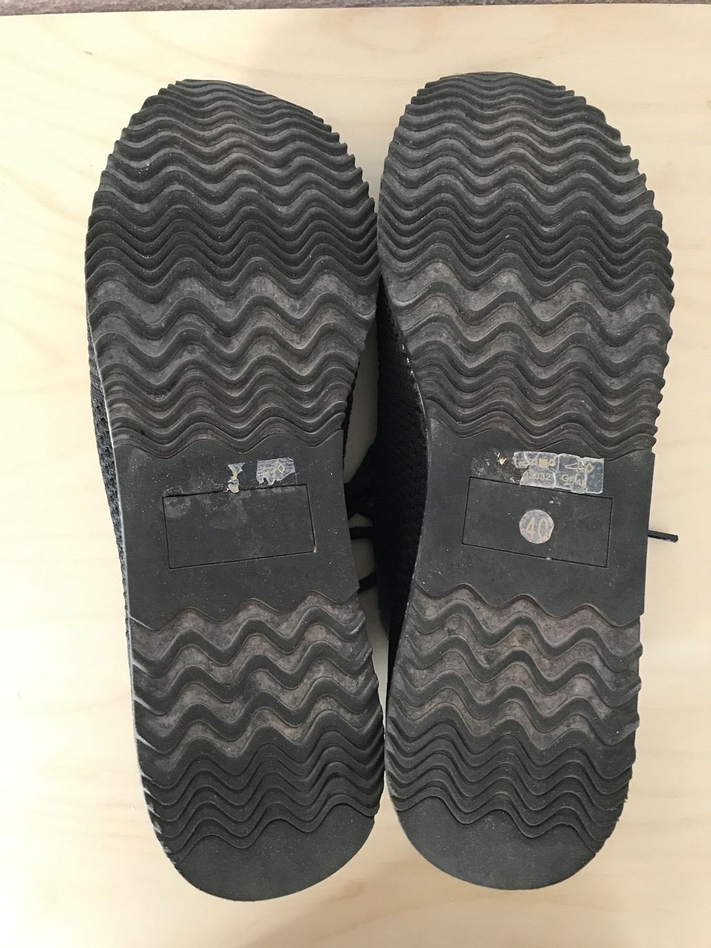 Scarpe da donna: Sneaker, Gr. 40, Textil – Usato da Küttigen venduto da ugu_f2lm 5