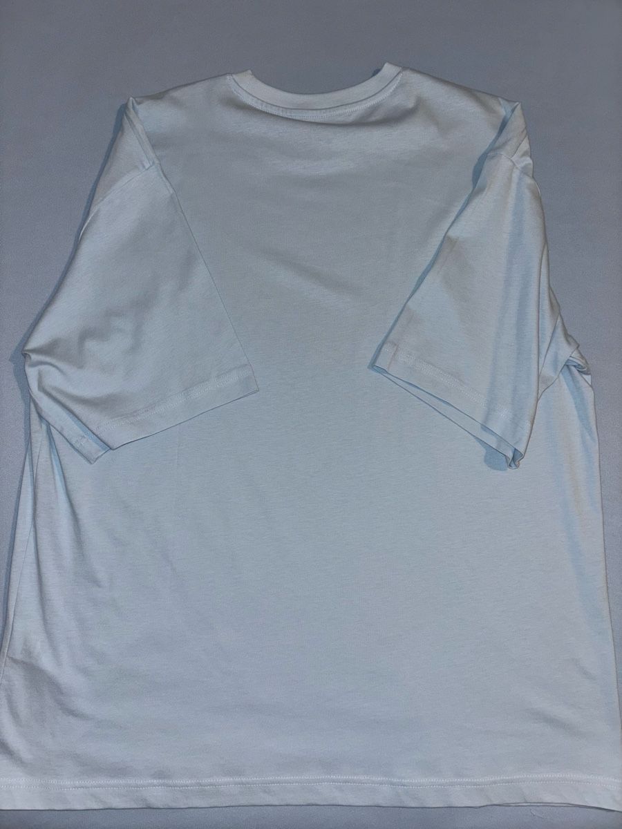 H&M T-shirt: T-shirt H&M bleu clair – Nuovo e nell'imballaggio originale da Chêne-Bougeries venduto da sor_9rzp 3