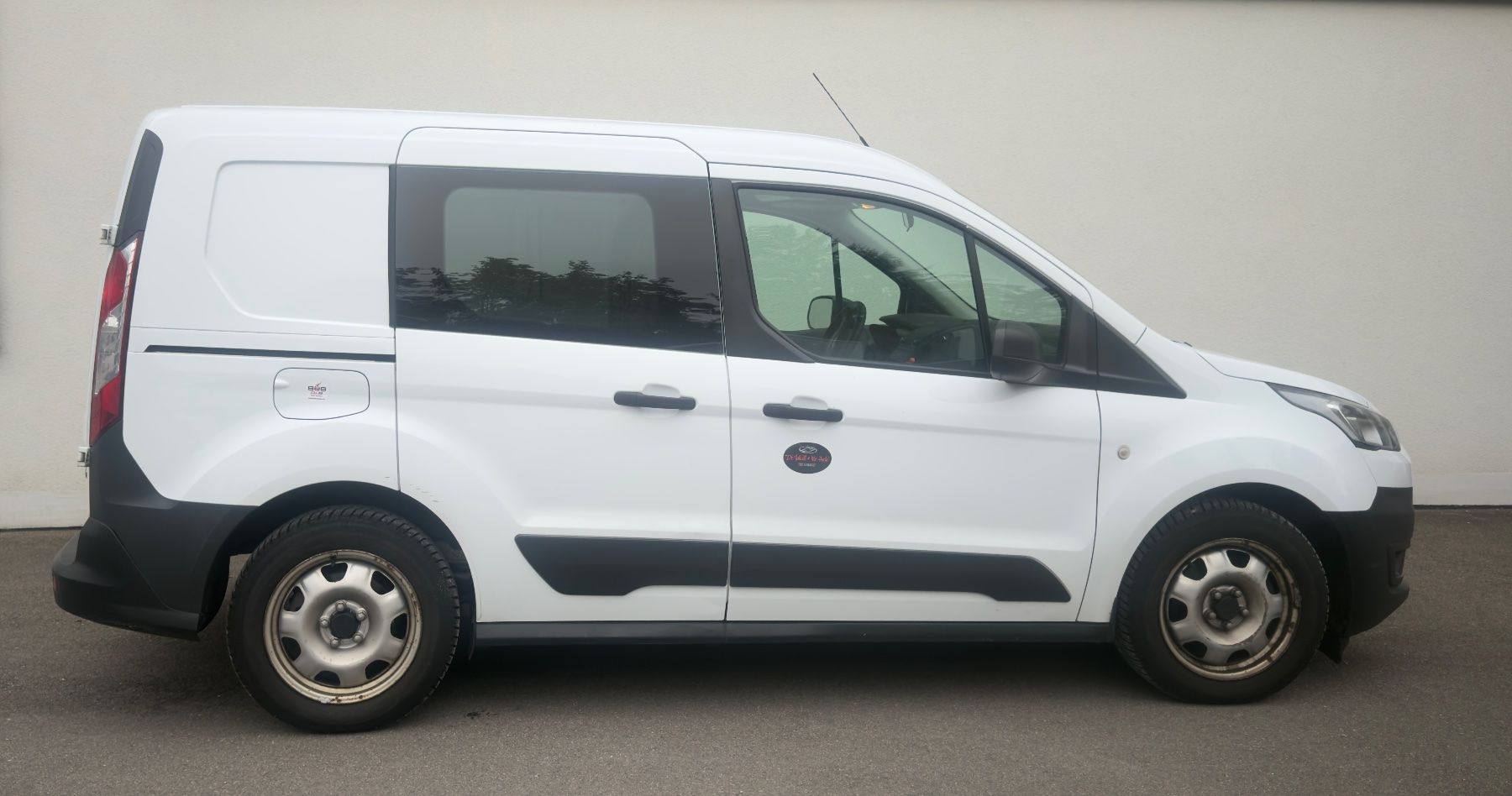 Ford Veicoli commerciali: FORD TRANSIT CONNECT AB – Usato da Sirnach venduto da B.O.B.BIKES 1
