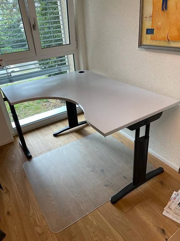 Schreibtische: Bürotisch – Gebraucht aus Gebenstorf von Stanulov