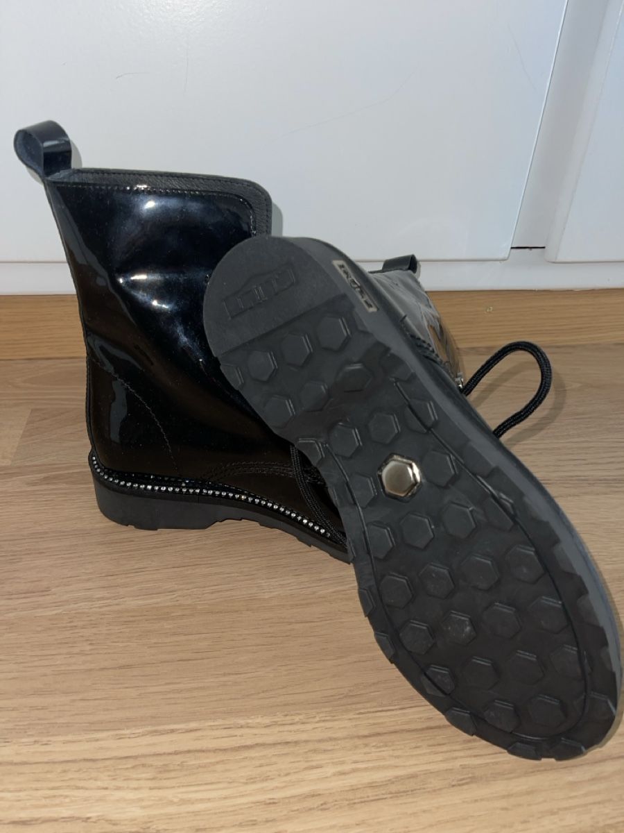 Scarpe da donna: Lack - Leder- Schuhe NEUWERTIG – Nuovo (secondo la descrizione) da Bützberg venduto da dan_jhn9 2