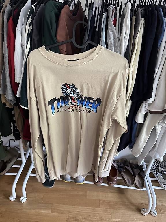 Pullover & Sweatshirts: Trasher Longsleeve – Gebraucht aus St. Gallen von rechsteinersell
