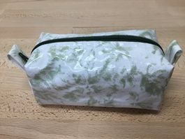 Tasche / Necessaire / Kosmetiktasche / Etui, neue Handarbeit