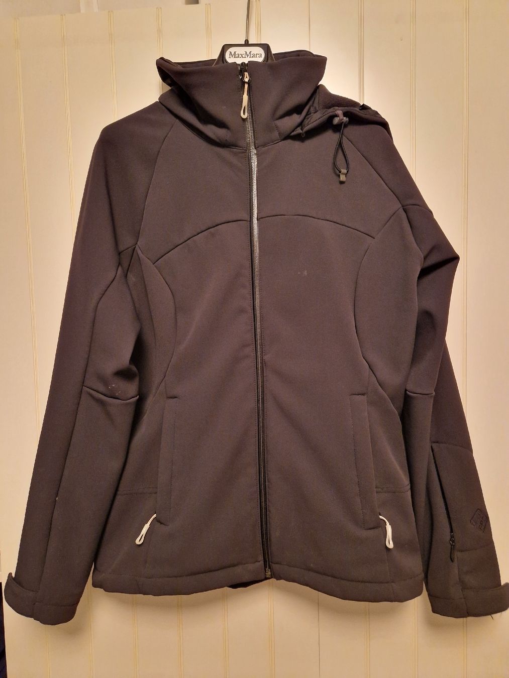 Salomon Giacche: Salomon Winterjacke – Usato da Kirchleerau venduto da Zwergengnom