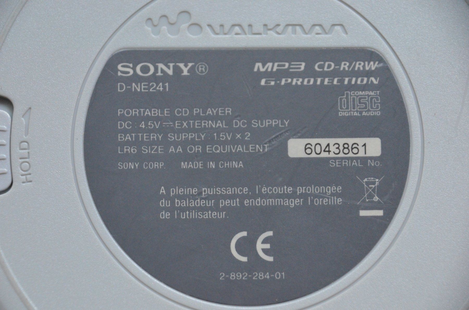 Sony Lettore multimediale portatile: Discman Sony D-NE241 Baladeur CD – Usato da Collonges venduto da arashee 4