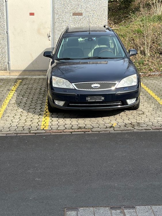 Ford Mondeo 2.5 V6 Ghia Executive