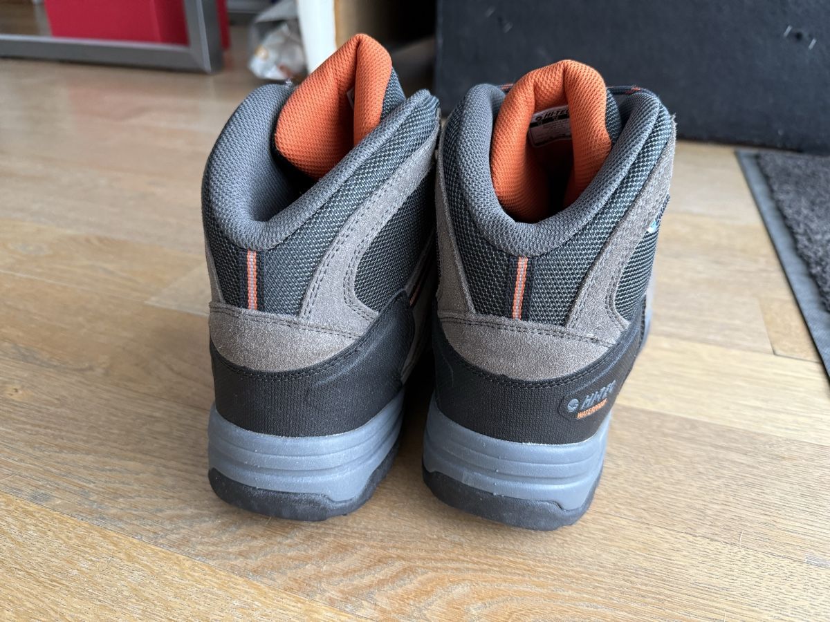 Scarpe da uomo: Hi-Tec Wanderschuhe Gr. 45 Wasserdicht Neu – Nuovo e nell'imballaggio originale da Reinach AG venduto da innamac 3