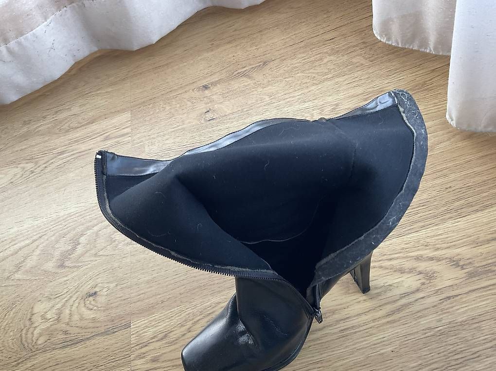 Chaussures femmes: Bottes, taille 36.  – D'occasion à Châbles FR par ebullet 4