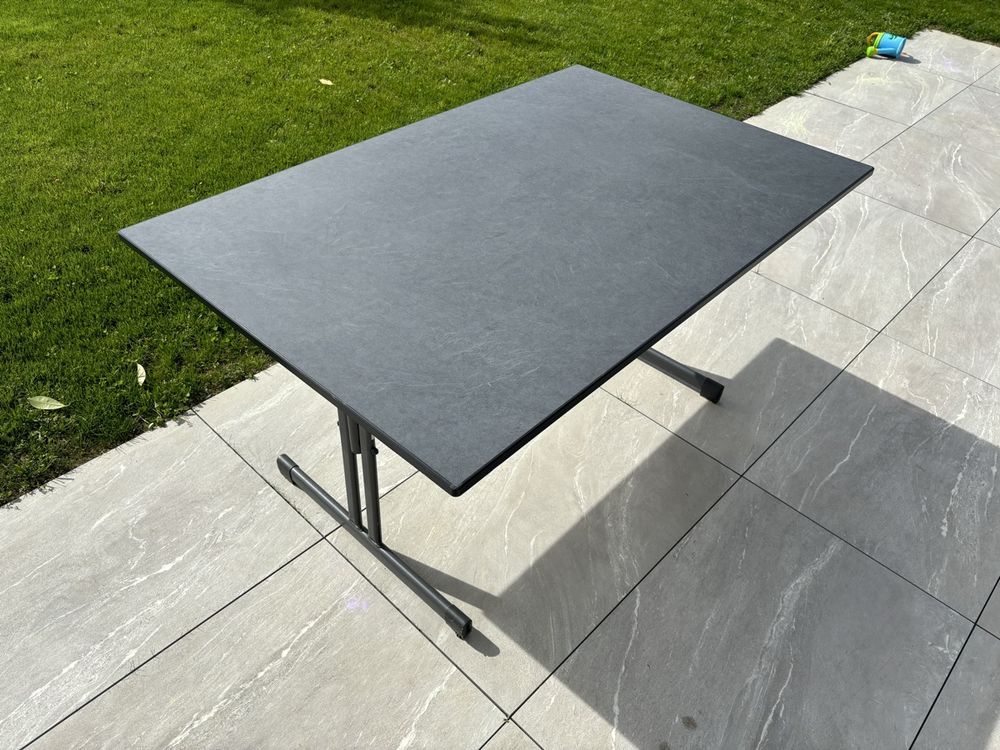 Der Ultimative Gartentisch Mit Hpl Platte Robust Pflegeleicht Und Stilvoll