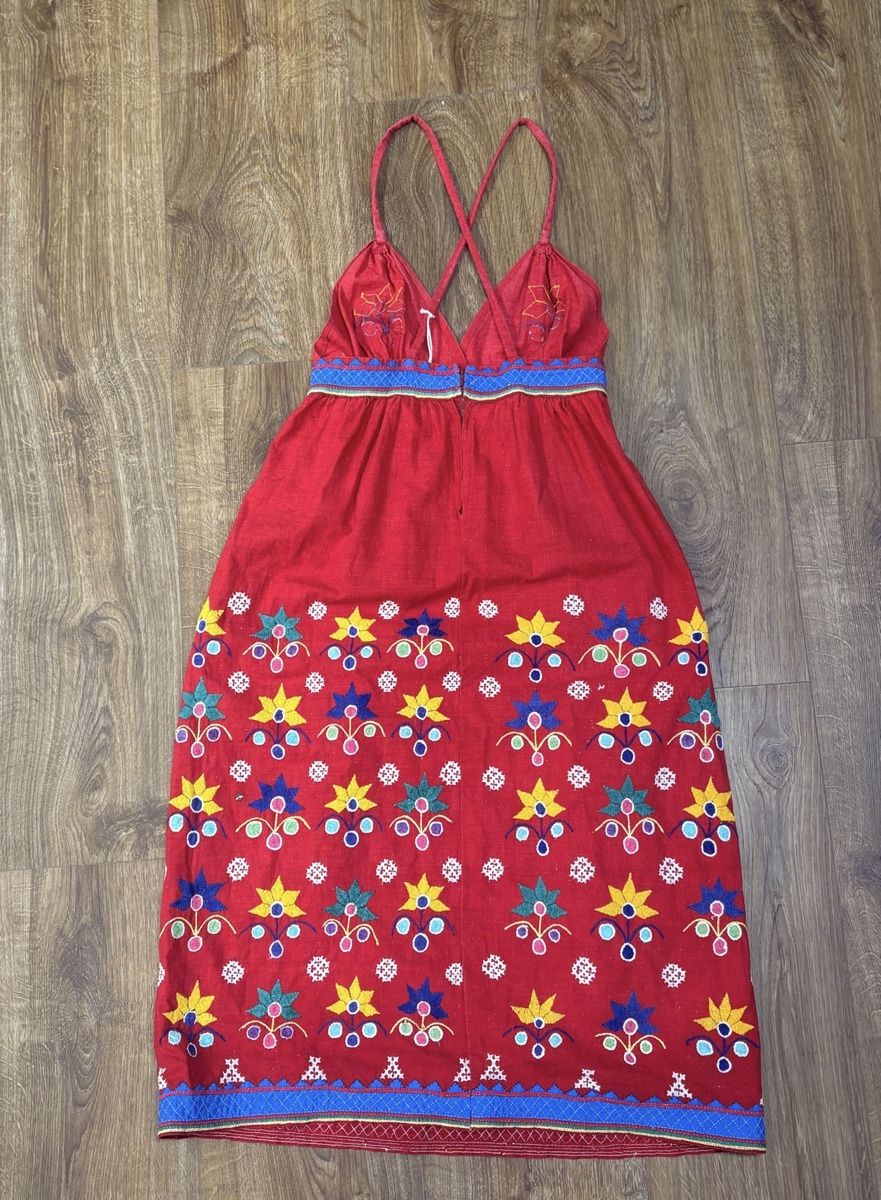 Robes: Rotes besticktes Boho Kleid.  – D'occasion à Aarau par Secondfish 3