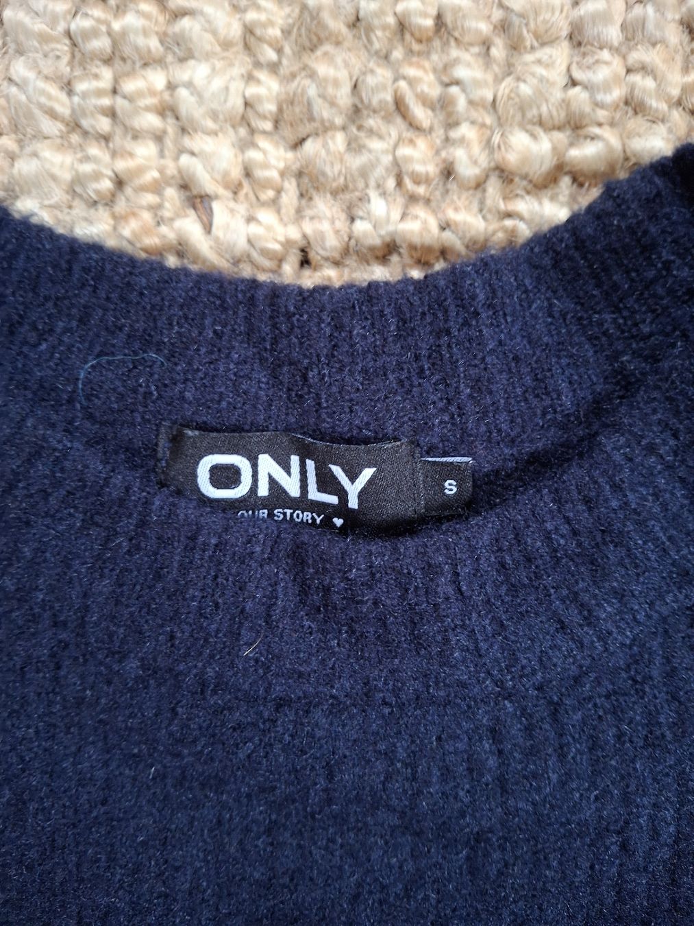 Only Maglioni & Felpe: Pull bleu marine PARIS Only S – Usato da Lausanne venduto da Cognitia 1