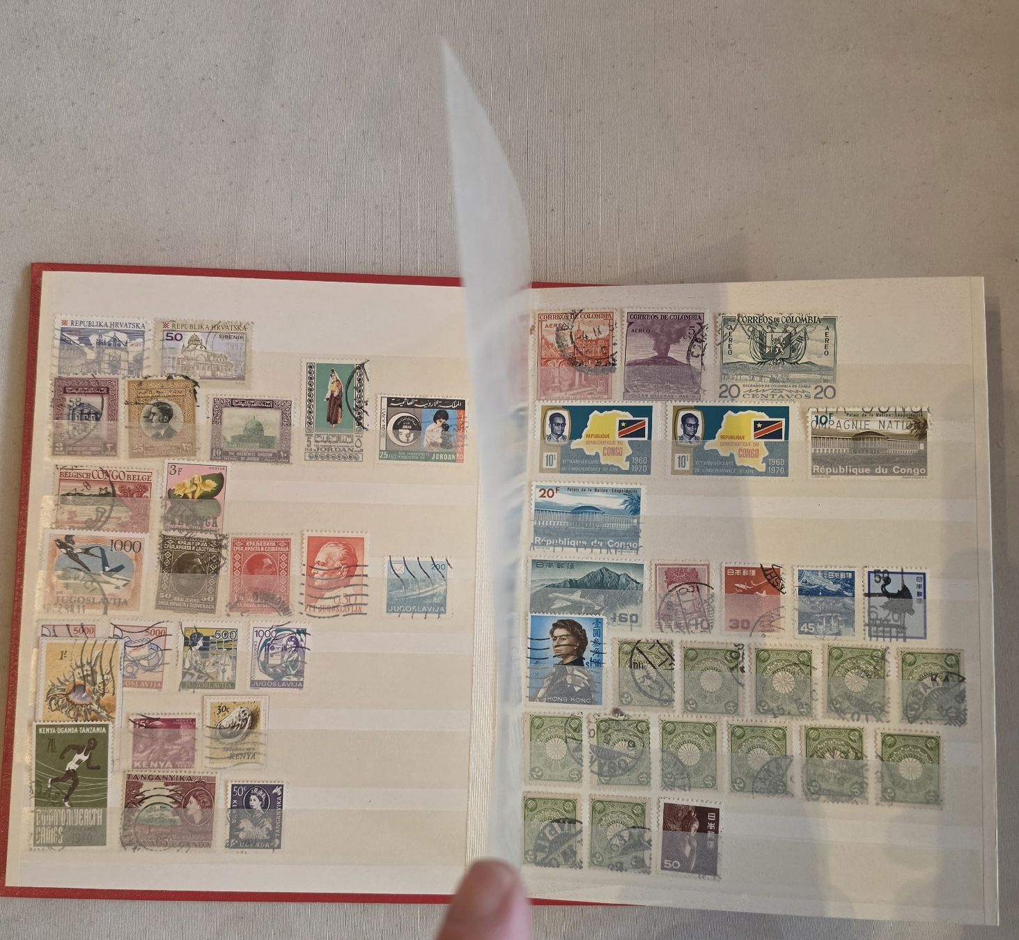 Tutti i francobolli: Briefmarkensammlung International 01 – Usato da Oberkirch LU venduto da schegy-by-jonsen 3