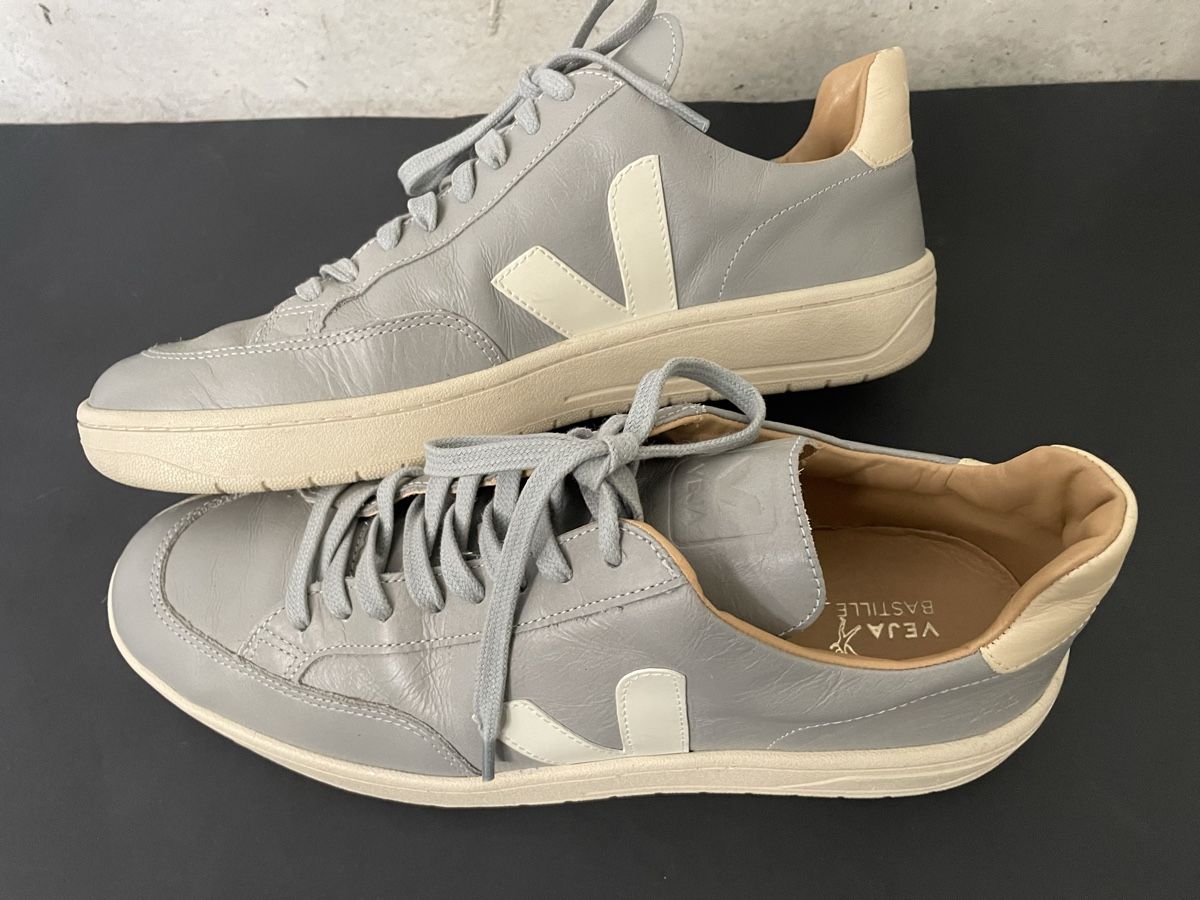 Veja Scarpe da uomo: Veja Sneaker, Gr. 46 Leder – Nuovo (secondo la descrizione) da Luzern venduto da Feliz 1