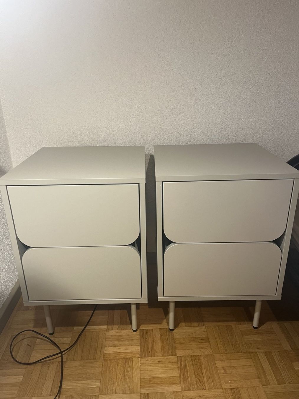 Tables de nuit: 2 x NACHTTISCH Xora Seidengrau – Neuf (Voir description) à Regensdorf par zgve