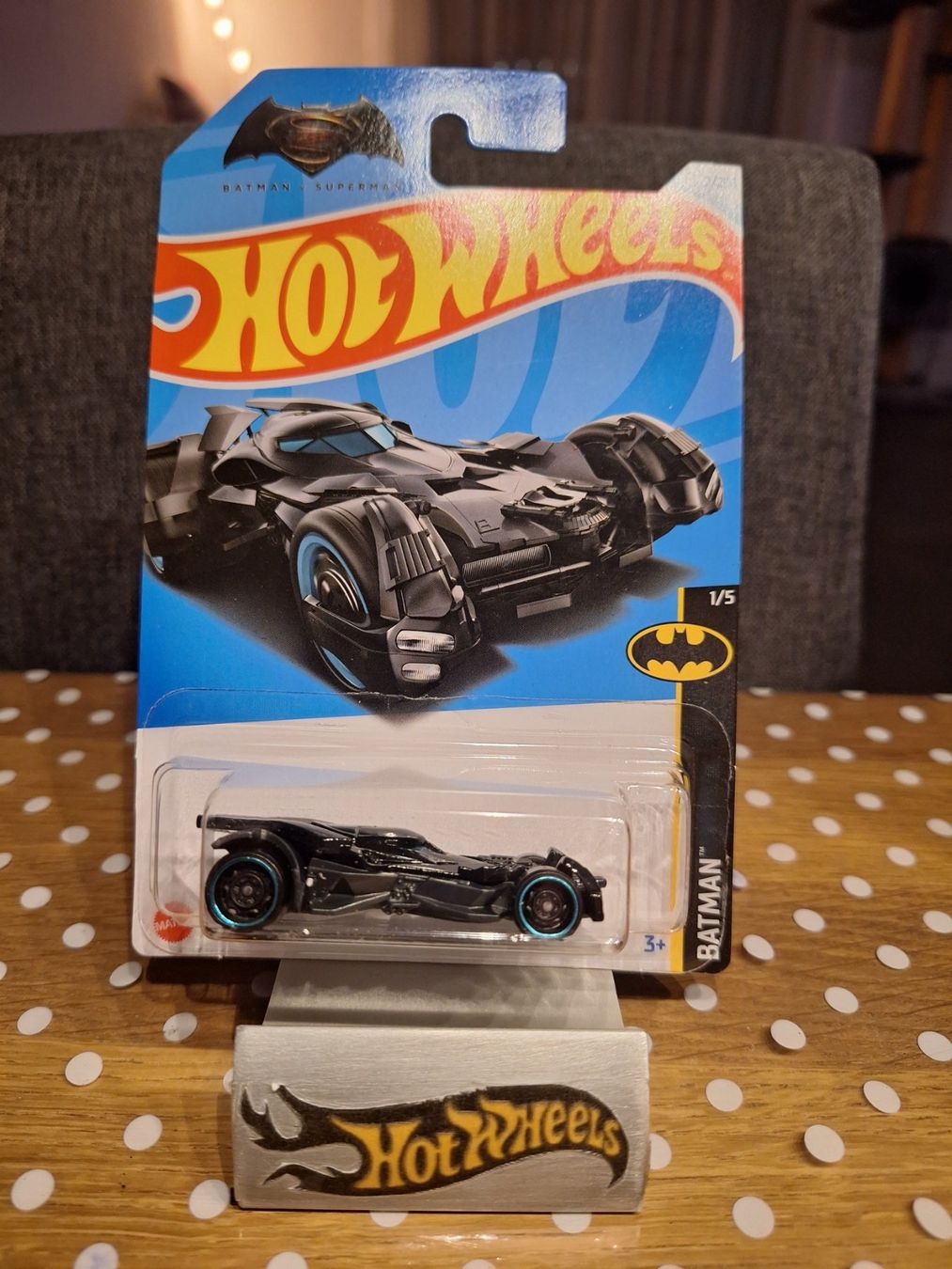 Hot Wheels Modellini d'auto: Hot Wheels Batman 2024 Batmobile 1/5 L – Nuovo e nell'imballaggio originale da Adlikon venduto da Mmartin0