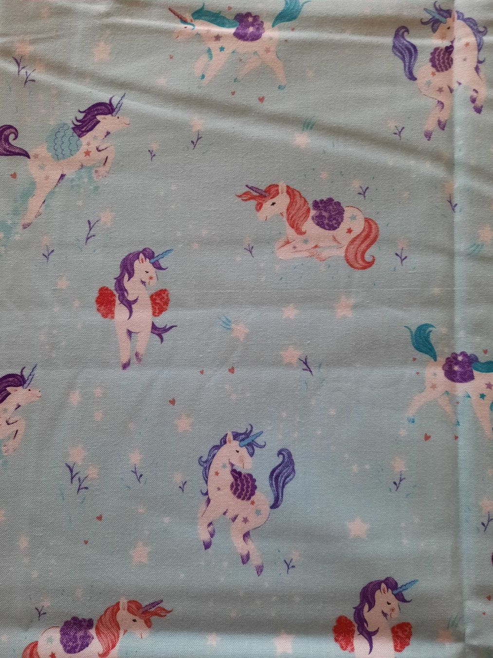 Tessuti: 100% Baumwollstoff mit Einhörnern, hellblau, 110x110 cm – Nuovo (secondo la descrizione) da Allschwil venduto da saphira012 1